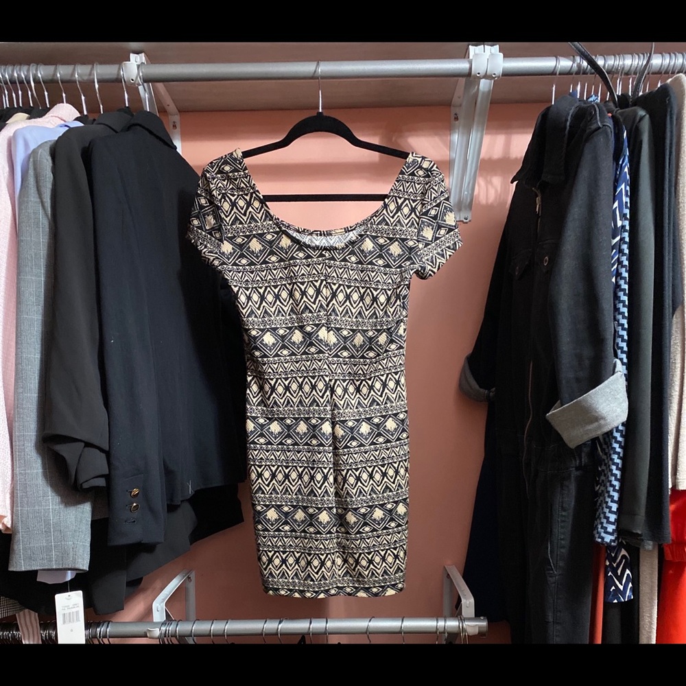 Aztec Design Mini Dress - Picture 2 of 3